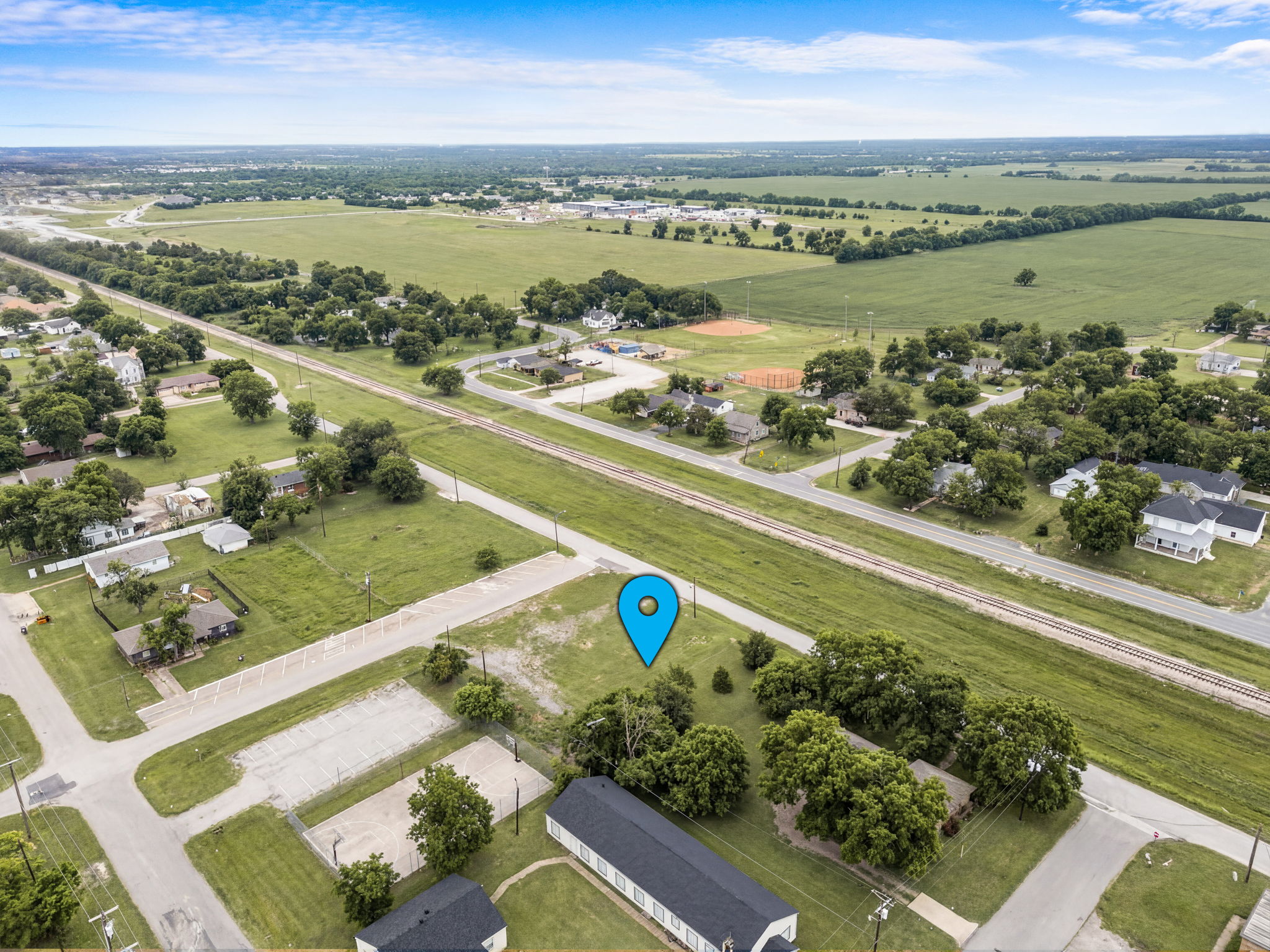High altitude aerial showing the lot's position in rapidly growing Anna TX